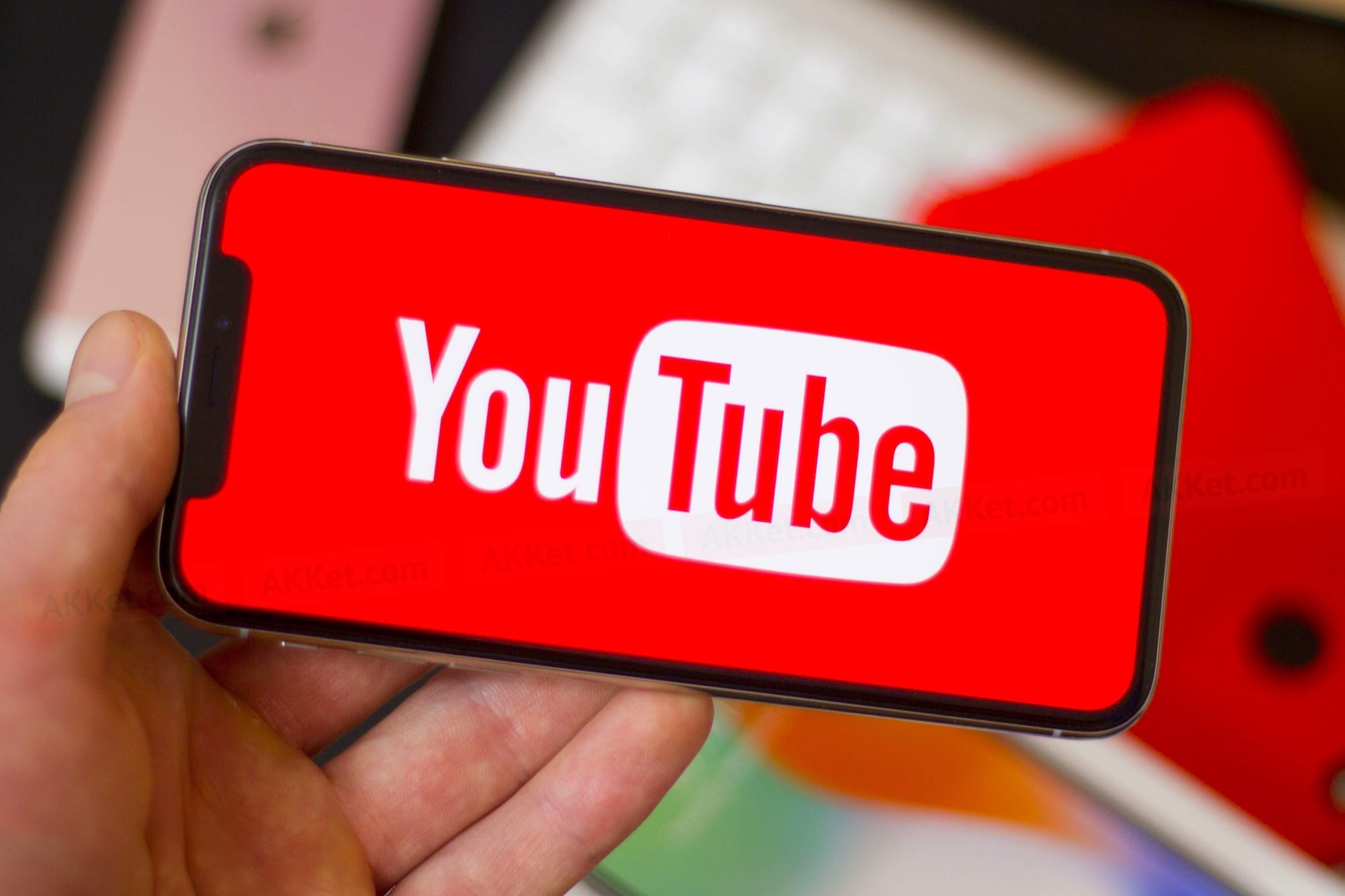 Самый популярный видеохостинг: заработок на YouTube